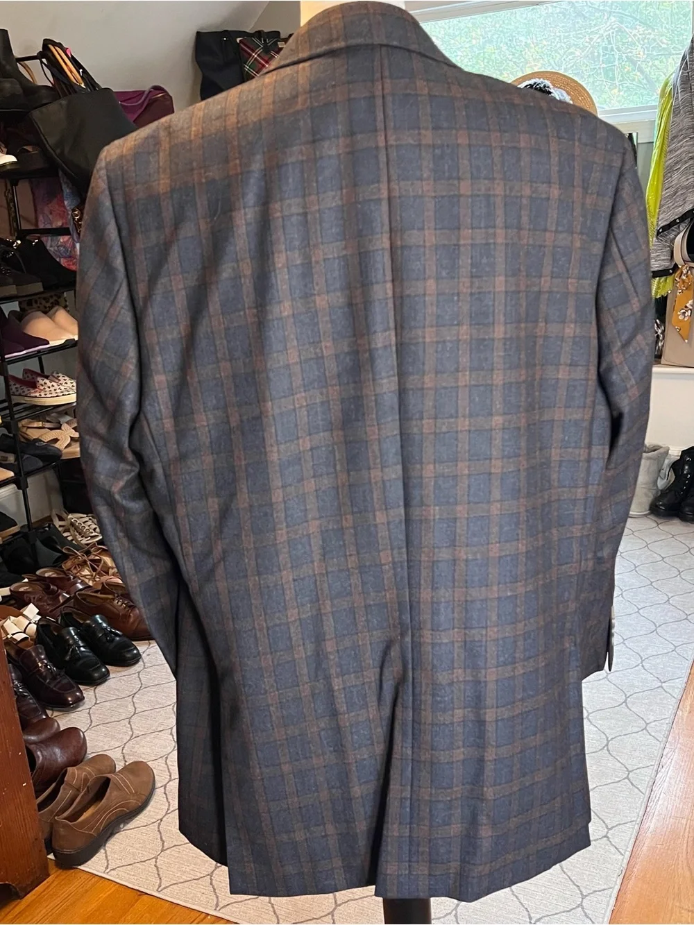 INDOCHINO Men’s 100% Wool Blazer | Size 46R | Brown & Blue Plaid Custom Tailored